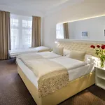 Hotel Taurus