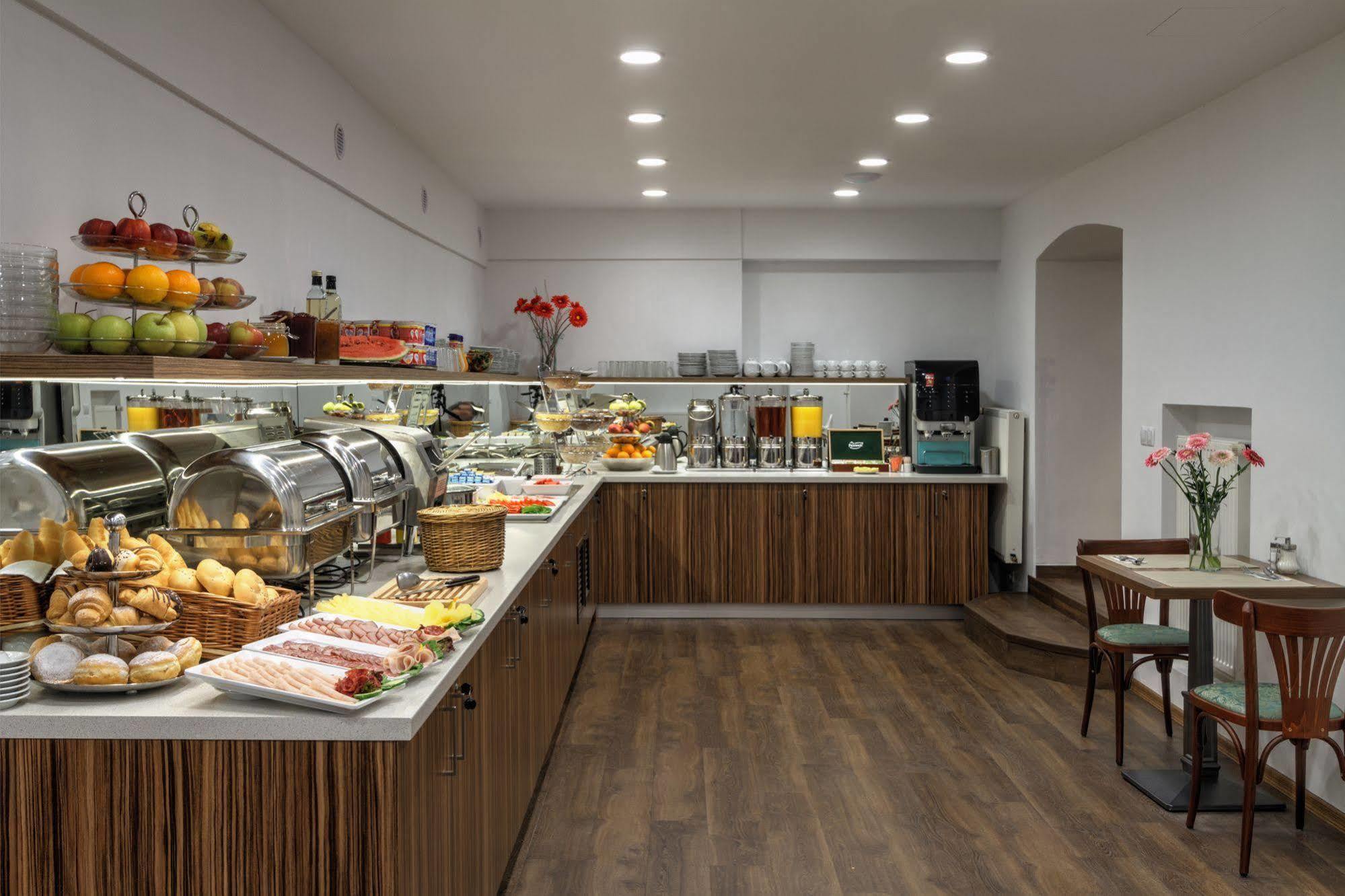 Taurus 4* Praha